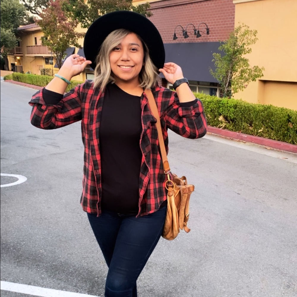 Meet your Posher, Stephanie